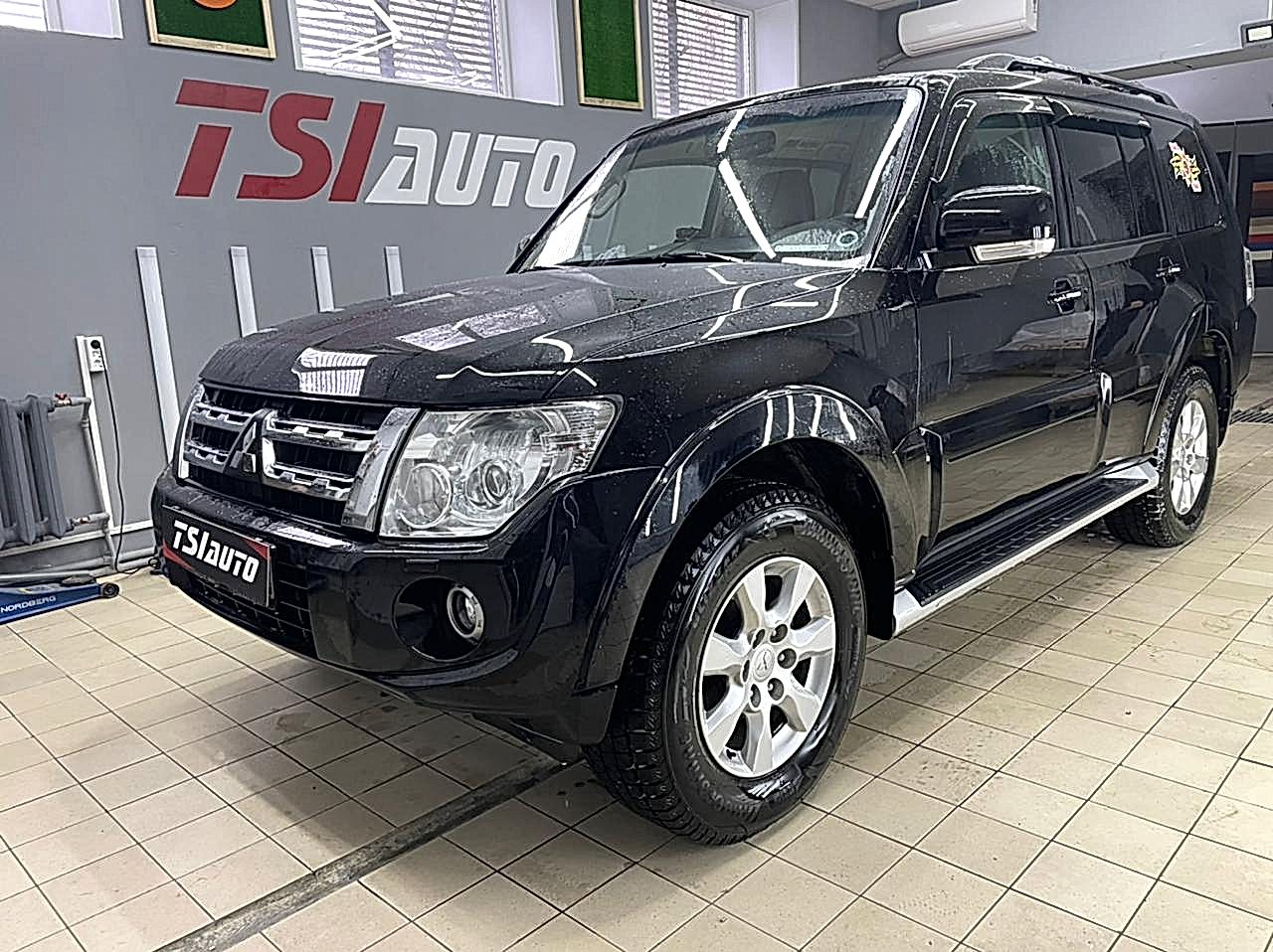 Полная шумоизоляция Mitsubishi Pajero 4 в Алматы Полная шумоизоляция Mitsubishi Pajero 4 в Алматы