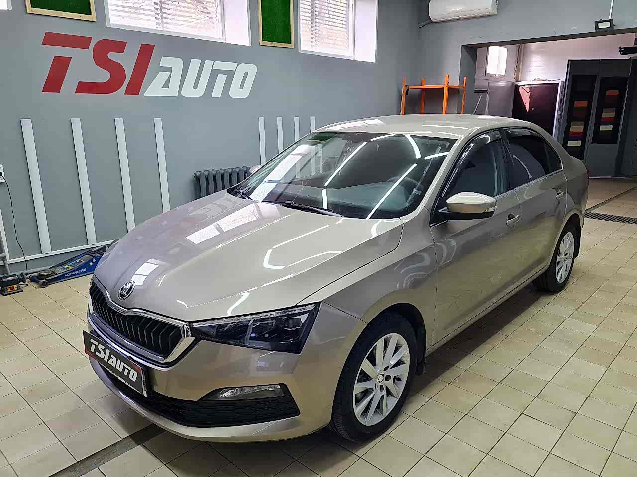 Шумоизоляция Skoda Rapid в Алматы в пакете Элит Шумоизоляция Skoda Rapid в Алматы в пакете Элит