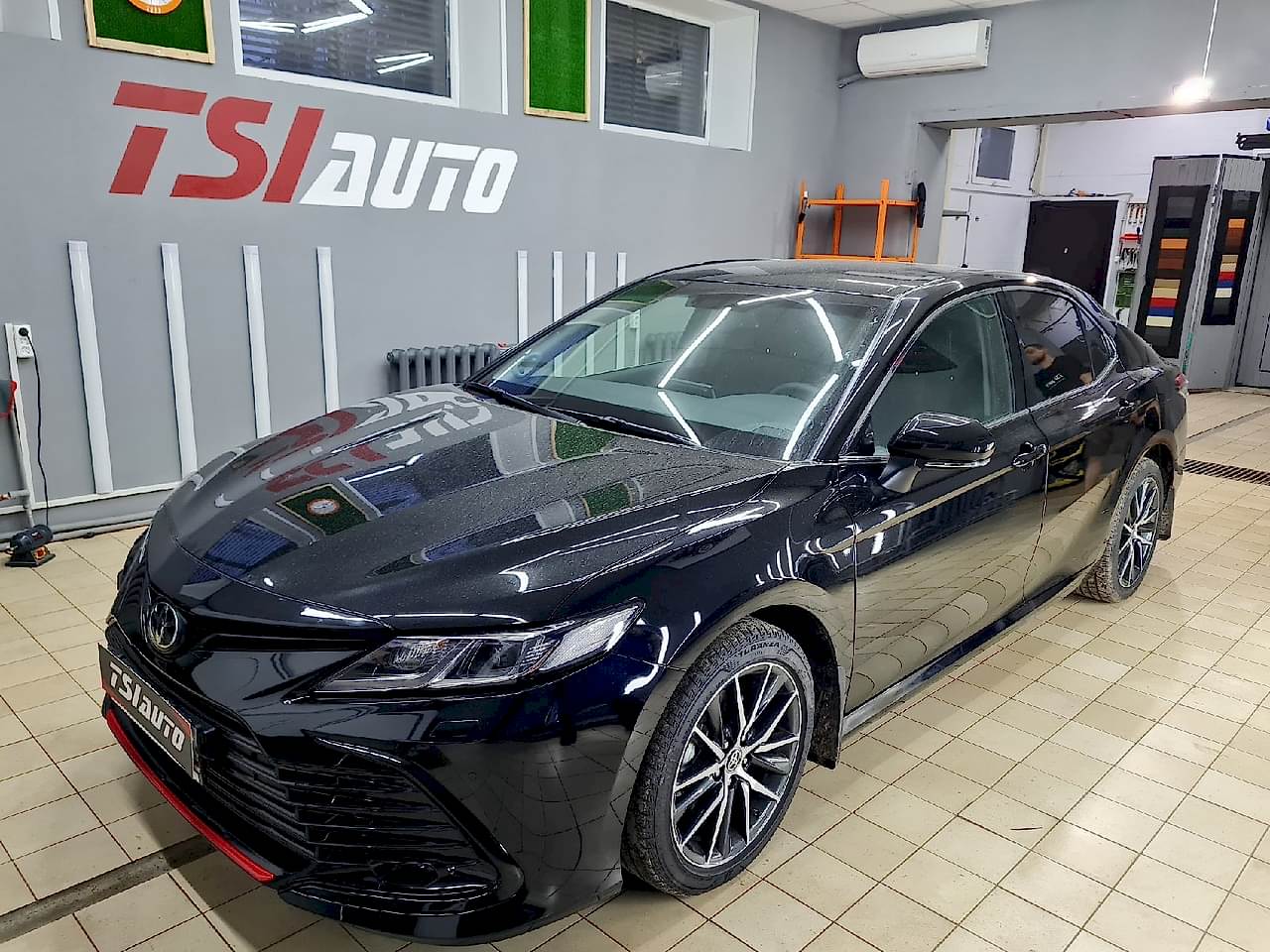 Шумоизоляция Toyota Camry v70 в Алматы Шумоизоляция Toyota Camry v70 в Алматы